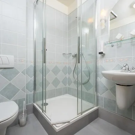 Zlaty Lev Hotel
