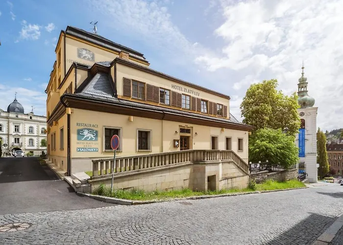 Otel Zlaty Lev 4*