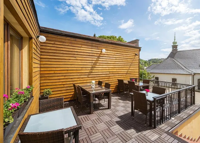 Zlaty Lev Otel 4*